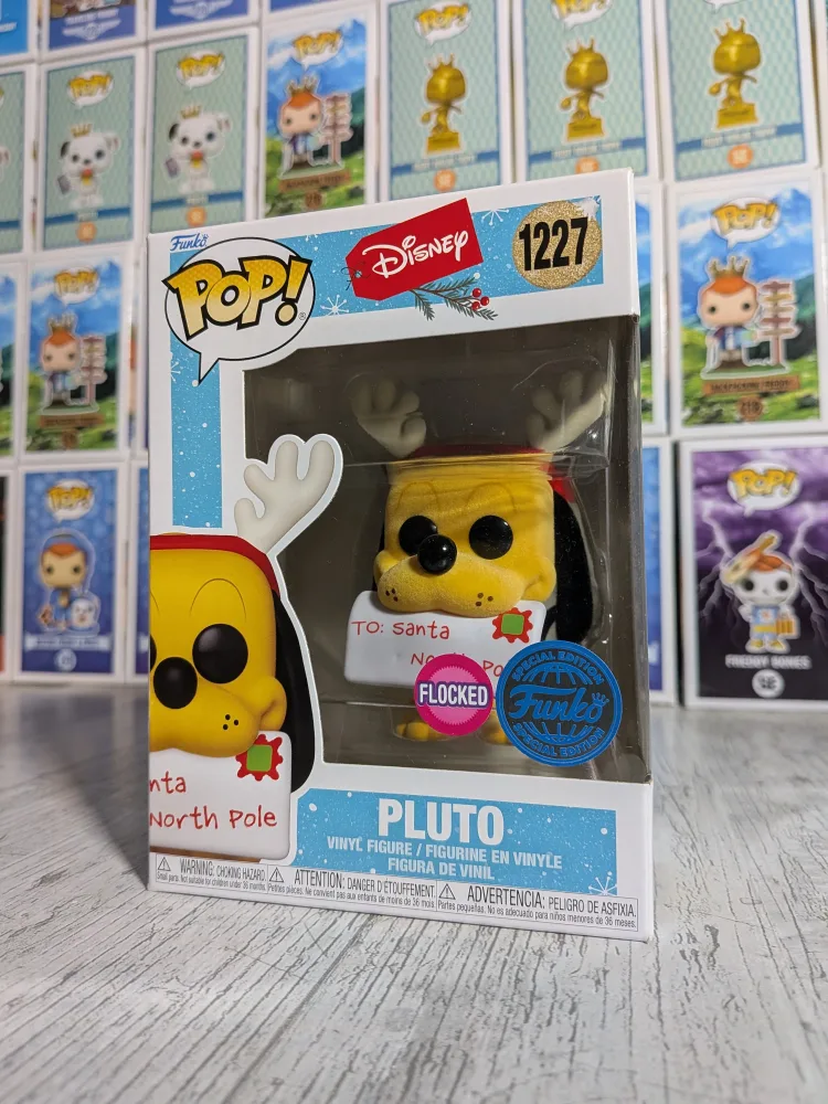 Disney #1227 – Pluto (Flocked) – Funko Pop!