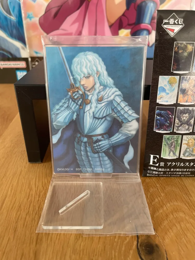 Stand acrylique – Berserk – Griffith Ichiban Kuji Unmei ni Aragau, Kuroi Kenshi 10 cm