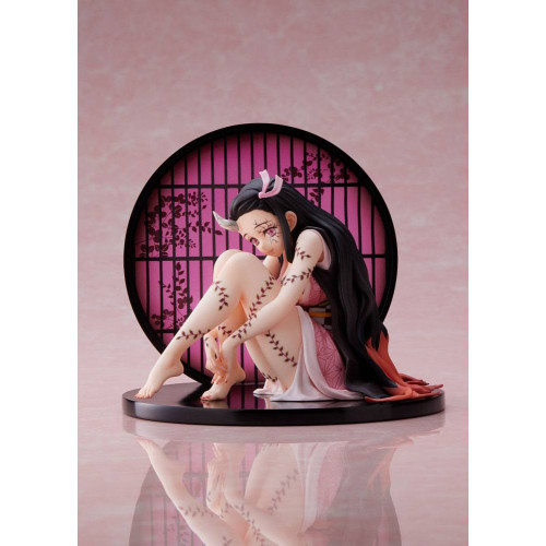 Demon Slayer Kimetsu no Yaiba statue 1/8 Entertainment District Arc Nezuko Kamado (Demon Form Advancing Version) 12 cm