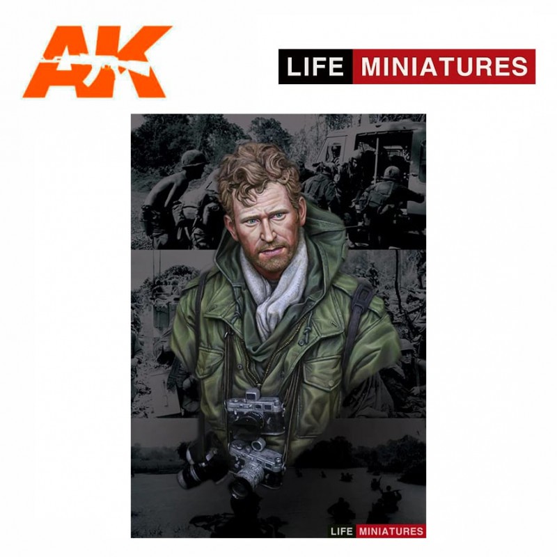 Figurines Life Miniatures – Photographe de guerre, guerre du Vietnam 1971 – Buste 1/10