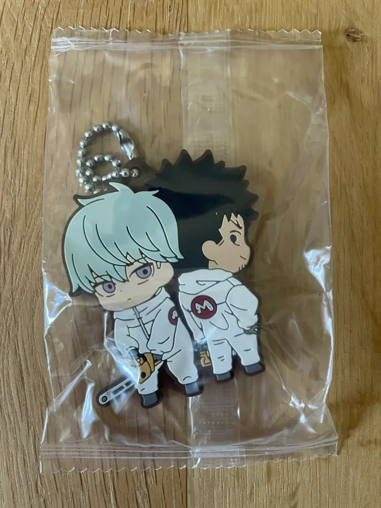 Porte-clés caoutchouc Kafka et Reno tenue de nettoyage 6 cm – Kaiju No. 8 – Bandai