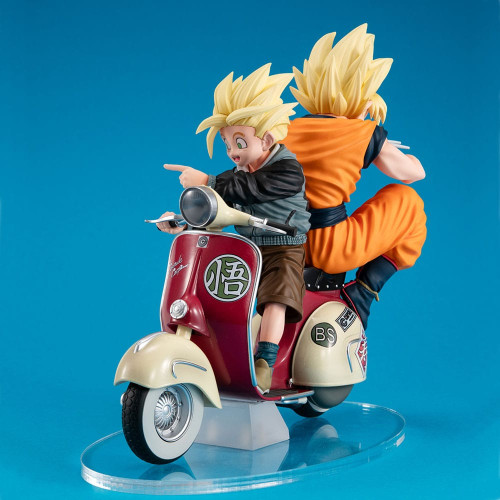 Dragonball Z 05 Desktop Real McCoy diorama Super Saiyan Son Goku & Super Saiyan Son Gohan & Motorbike 16 cm - MegaHouse