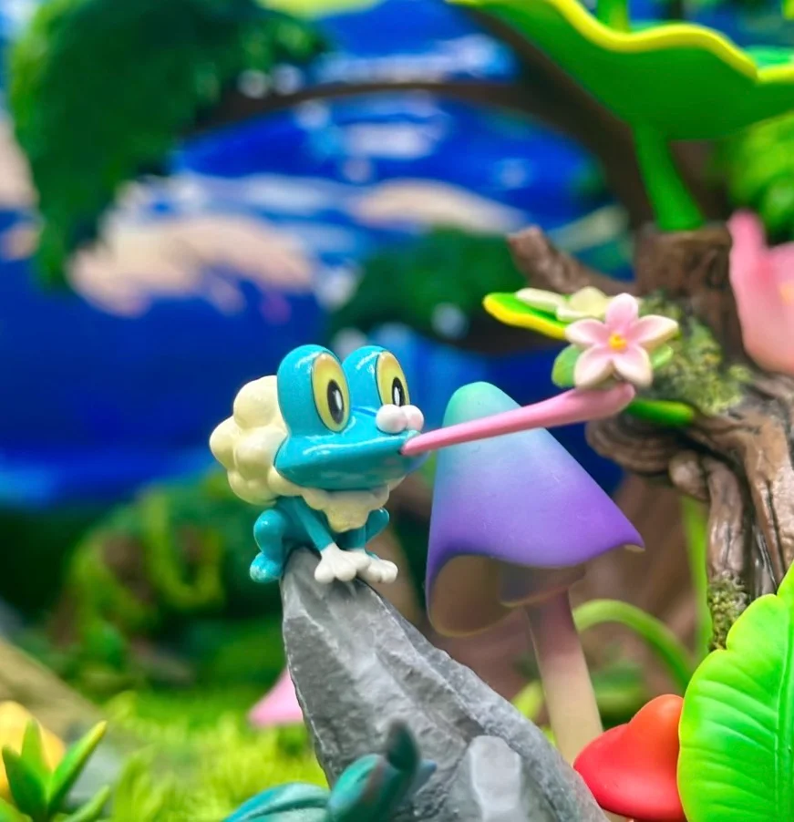 [PREORDER] 1/20 Scale World Figure [DUDU] – Froakie